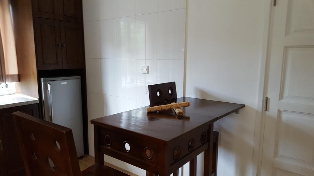 Villa Kayola - Self Catering Pointe La Rue Extérieur photo