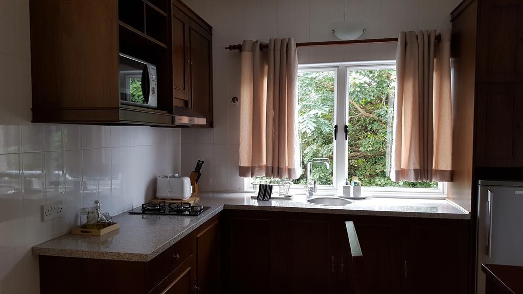 Villa Kayola - Self Catering Pointe La Rue Extérieur photo
