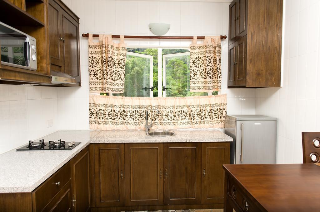 Villa Kayola - Self Catering Pointe La Rue Extérieur photo