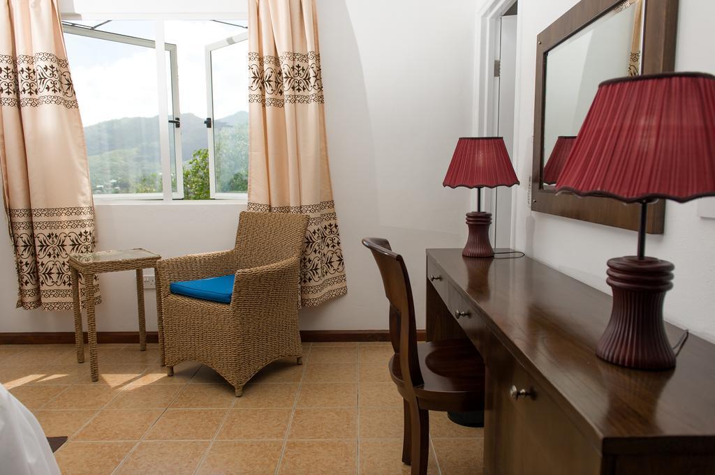 Villa Kayola - Self Catering Pointe La Rue Extérieur photo